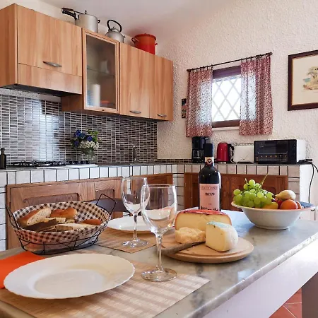 Triangolo By Interhome * Siena